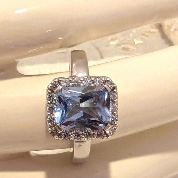 Ti Sento Milano 925 –High Quality Silver 925 Ring and Dangling Earrings. - Picture 3 of 7